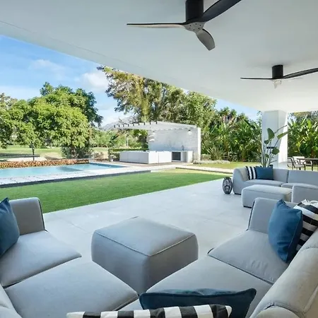 Luxurious With Private Pool In Вилла
