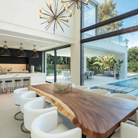 Вилла Luxurious With Private Pool In *